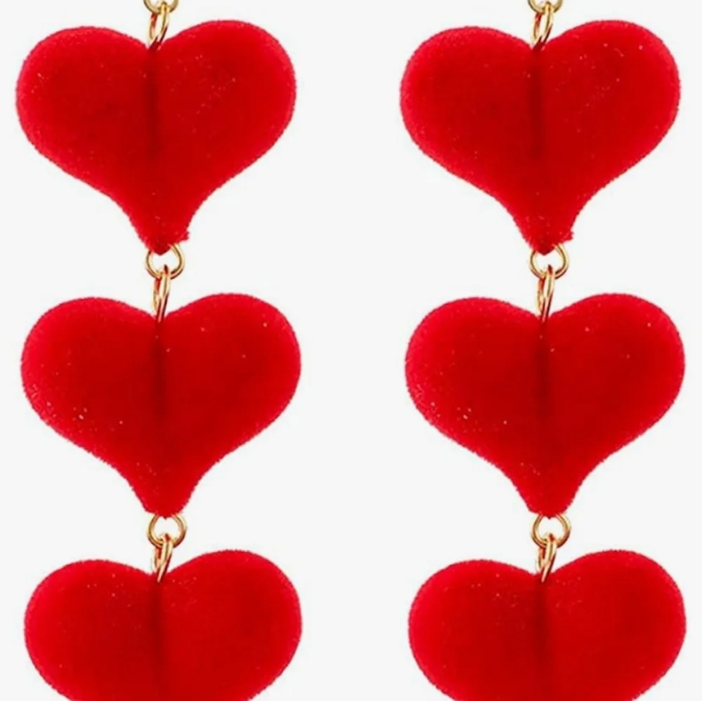 Heart Statement Earrings for Women Ear Earrings Studded Gold Three Earrings NWT - Picture 5 of 7